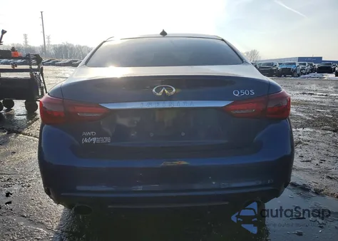 2018 Infiniti Q50 Luxe z USA, uszkodzony, nr VIN JN1EV7AR9JM442401